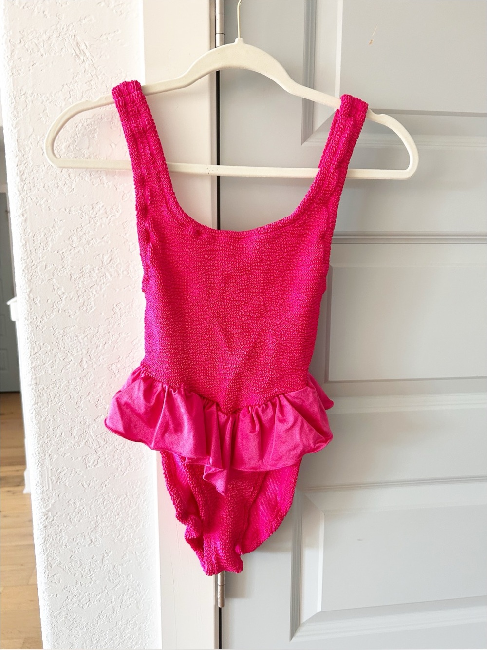 NWT Hunza G Denise Frill Metallic Crinkle One Piece Swimsuit - Picture 3 of 6
